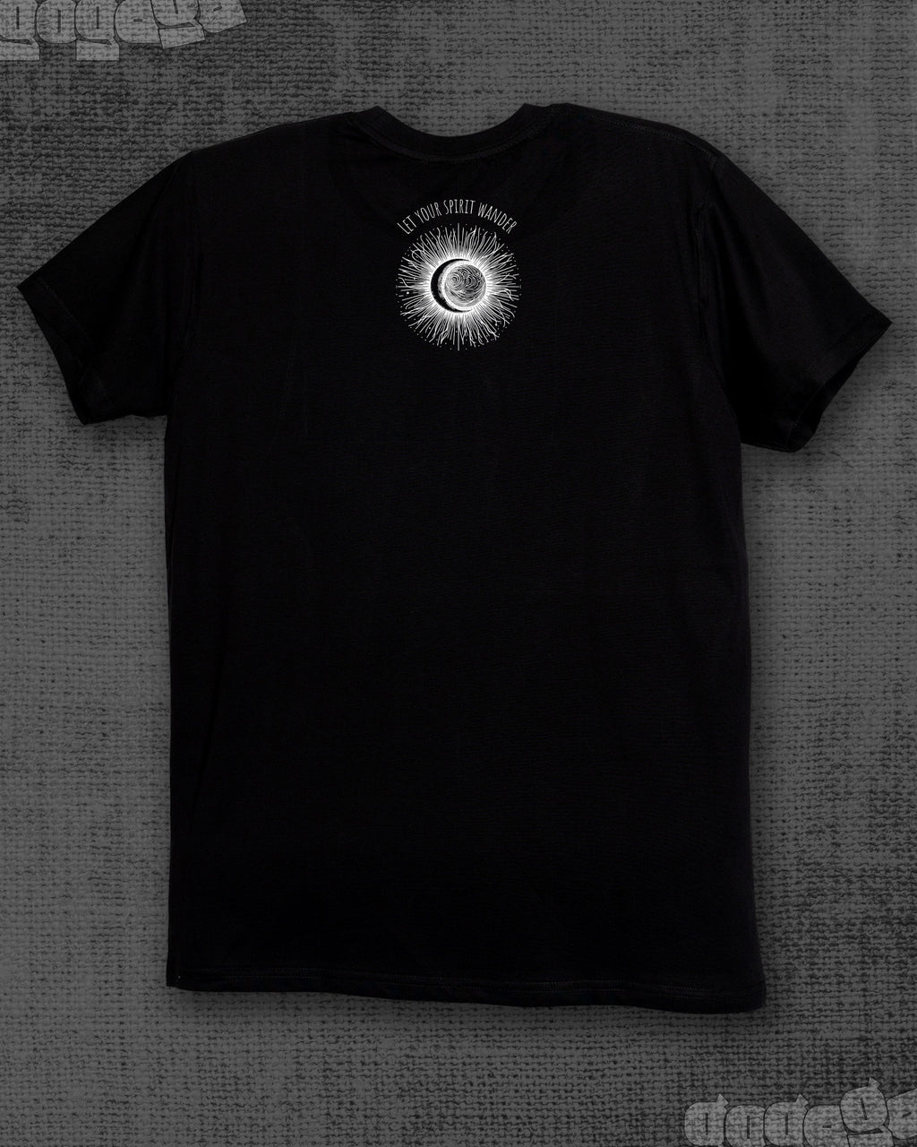 Let your spirit wander Black Classic Fit T-shirt